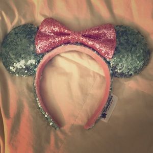 Disney Mint Minnie Mouse Ears